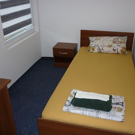Yalta Guesthouse Ruse Bagian luar foto