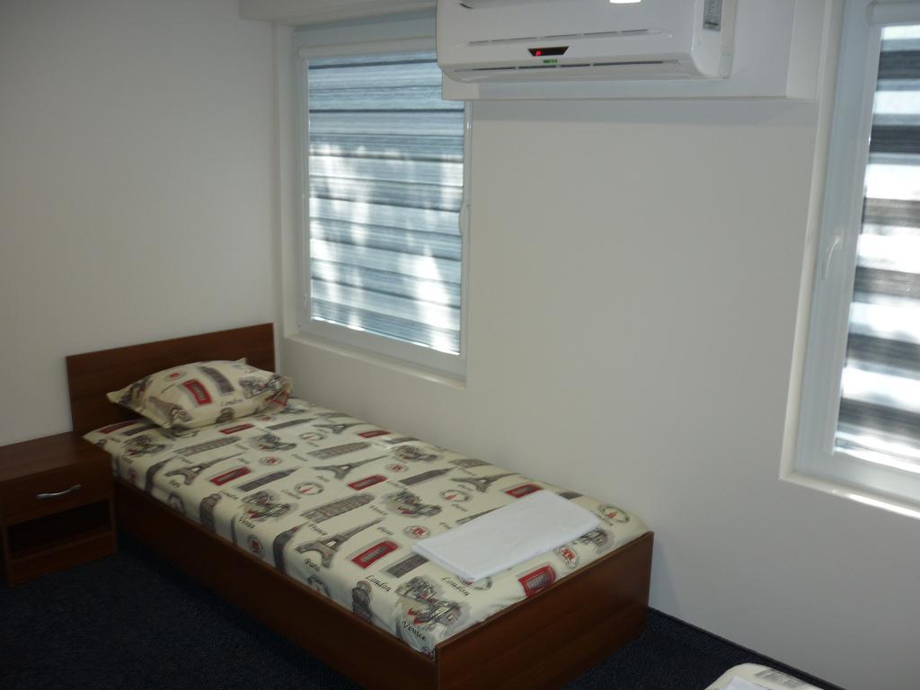 Yalta Guesthouse Ruse Bagian luar foto