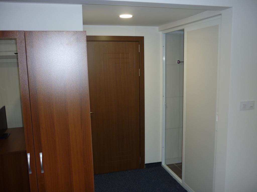Yalta Guesthouse Ruse Bagian luar foto